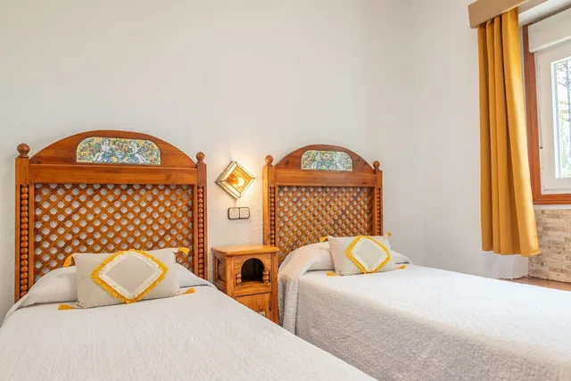 Room, Twin Beds, Hotel Rural El Refugio 5/10