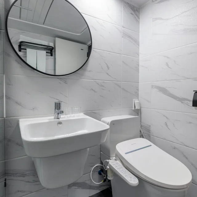 Deluxe, Partial Ocean View, Kitchenette, Strip Building، Aewol Stay in Jeju 9/10