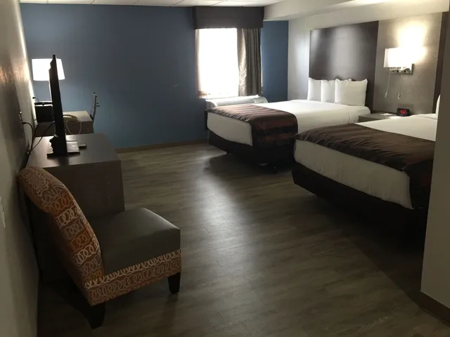 غرفة بسريرين كوين لذوي الإعاقة، Wingate by Wyndham Louisville Fair and Expo 2/4