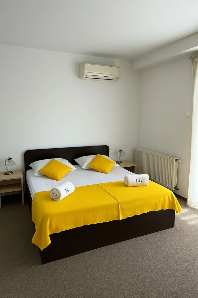 غرفة سوبيريور بسرير مزدوج مع أريكة، London Rooms Zagreb Airport 1/1