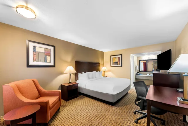 غرفة بسرير كينج، Best Western Markita Inn 4/7