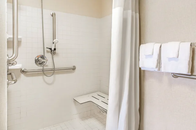 استوديو بسرير كينج مع أريكة، Residence Inn Lexington Keeneland/Airport 4/4