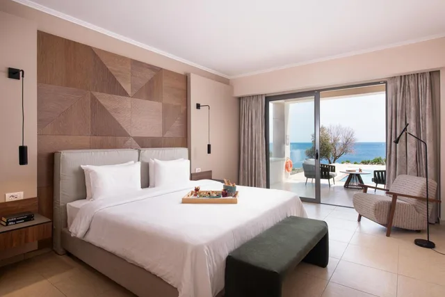 جناح ملكي بإطلالة على البحر بمسبح خاص، Kresten Royal Euphoria Resort 5/10