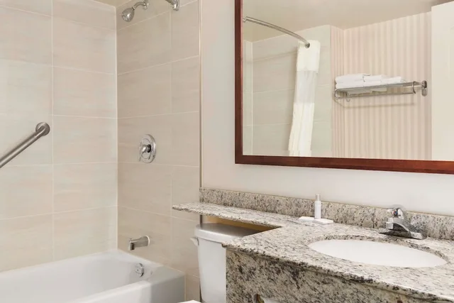 جناح استوديو بسرير كينج، Travelodge by Wyndham Owen Sound 1/2