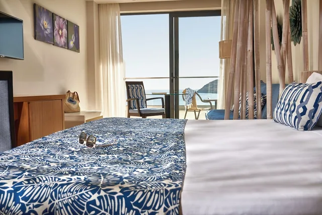 غرفة ديلوكس بسرير مزدوج، LINDOS BAY 1/1