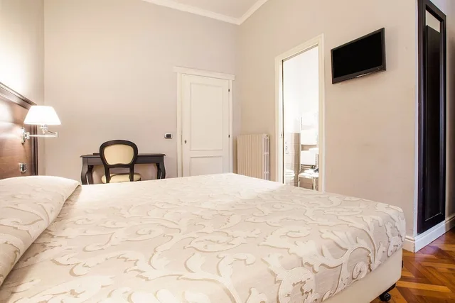 Superior, King Bed, Bunk Bed, Lombardia 5/10