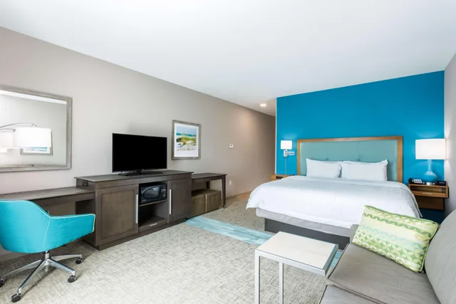 غرفة بسرير كينج، Hampton Inn and Suites Mary Esther Fort Walton Beach 3/4