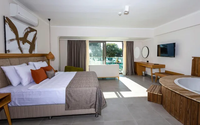 جناح بسرير كينج وسرير كوين، Yalipark Beach Hotel 4/20