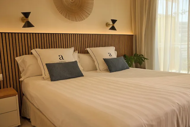 Premium, Queen Bed, Partial Sea View, Almirante Hotel 2/10