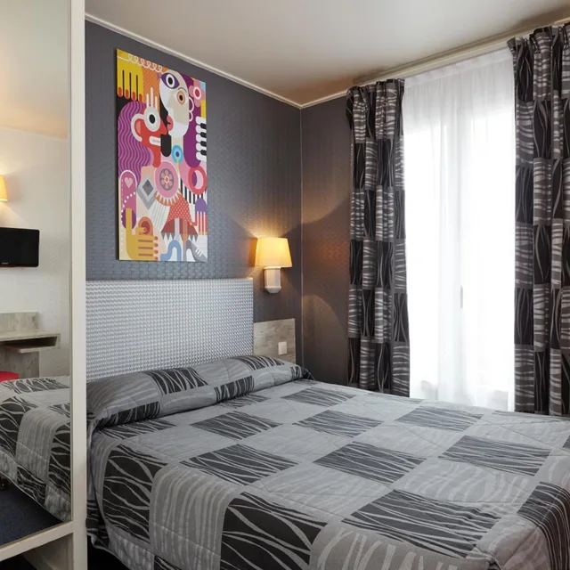غرفة بسرير مزدوج، HOTEL MIRAMAR 1/7