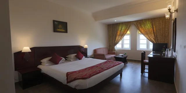 غرفة تنفيذية بسرير كينج، FORT MUNNAR. 1/4