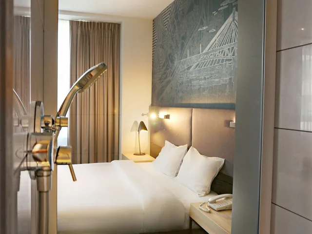 غرفة سوبيريور بسرير كينج مع أريكة، Mercure Warszawa Grand 9/10
