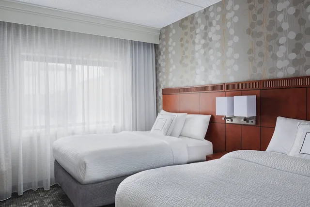 غرفة بسريرين كوين لذوي الإعاقة، Courtyard Philadelphia Willow Grove 1/4