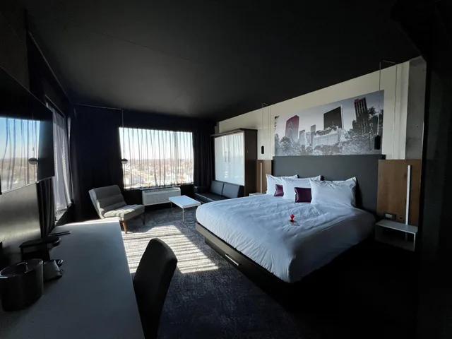 غرفة رباعية، Hotel Kennedy 2/4