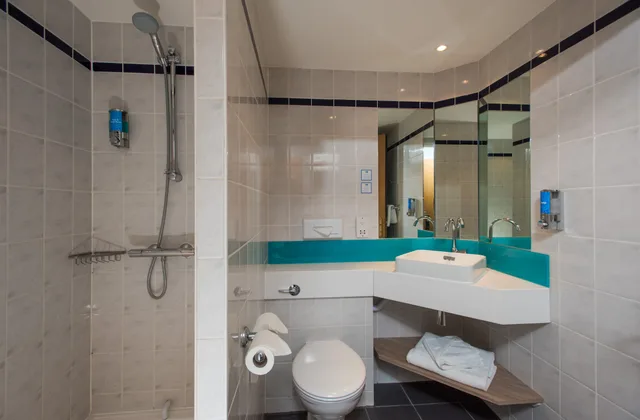 غرفة بسريرين منفصلين، Holiday Inn Express LONDON - DARTFORD 3/3