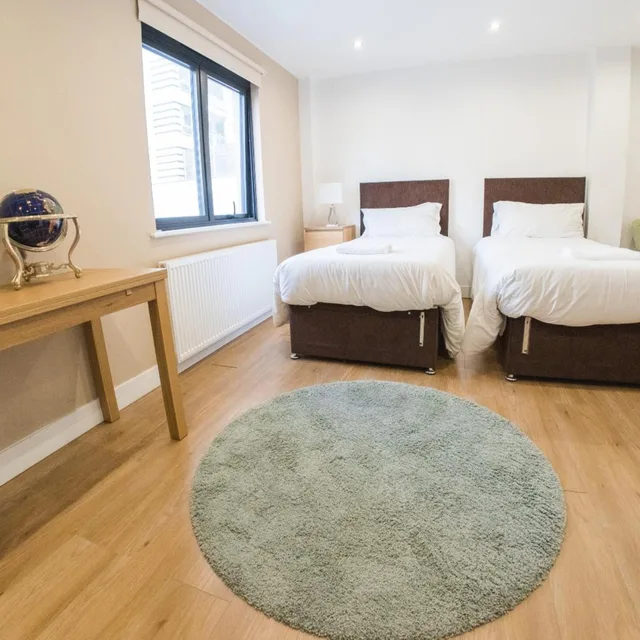 استوديو، Ilford Tower Apartments 5/10