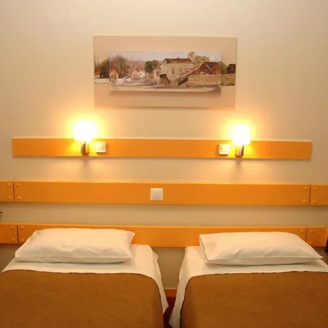 غرفة مفردة، AMALIA HOTEL 1/10
