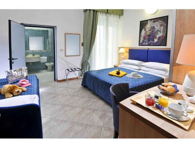 غرفة قياسية ثلاثية، Hotel Losanna Gabicce Mare 1/4
