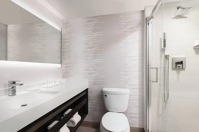 غرفة بريميوم بسريرين كوين بشرفة، Torrance Marriott Redondo Beach 2/2