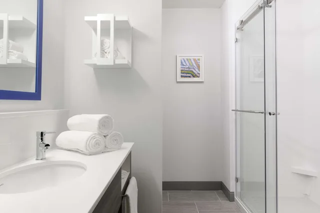 Studio, Suite, King Bed, Hampton Inn O'fallon Il 3/5
