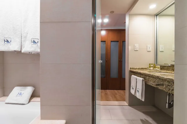 غرفة ثلاثية بسريرين مزدوجين، Eurostars Zona Rosa Suites 6/7