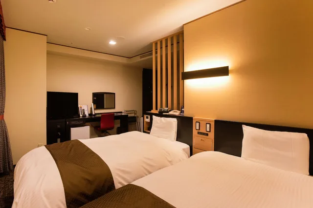 Royal, Twin Beds, Kagoshima Plaza Hotel Tenmonkan 2/4