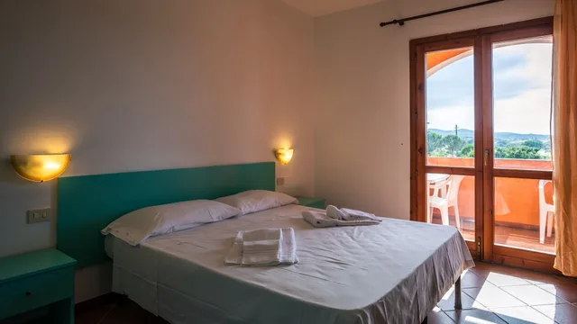 شقة كلوب بسريرين مزدوجين بإطلالة على البحر مع أريكة، Residence Lu Lamoni Costa Nord 2/10