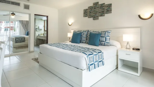 غرفة عائلية بسرير كينج وسريرين مزدوجين بإطلالة على الحديقة، Marien Puerto Plata - All Inclusive 1/2