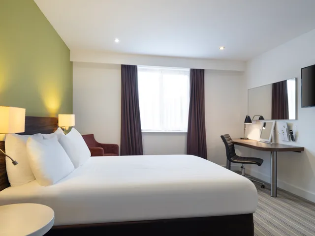 غرفة بسرير مزدوج لذوي الإعاقة، Holiday Inn Huntingdon - Racecourse 1/7