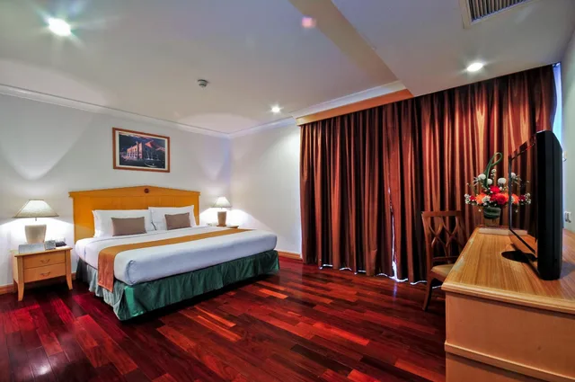 جناح بسرير كينج، Admiral Suites Bangkok 1/3