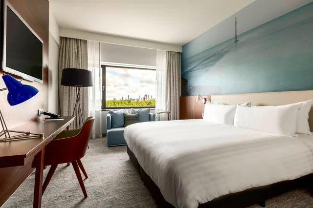 Superior, King Bed, The Hague Marriott Hotel 1/7