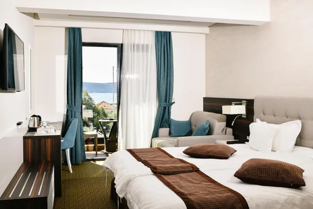 غرفة كومفورت بسرير مزدوج بشرفة، Hotel ACD Wellness and Spa 6/10