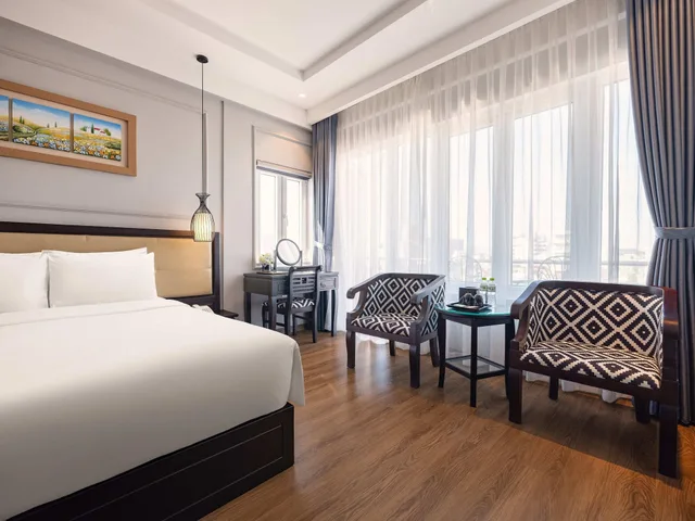 غرفة عائلية رباعية، Hue Serene Palace Hotel 3/5