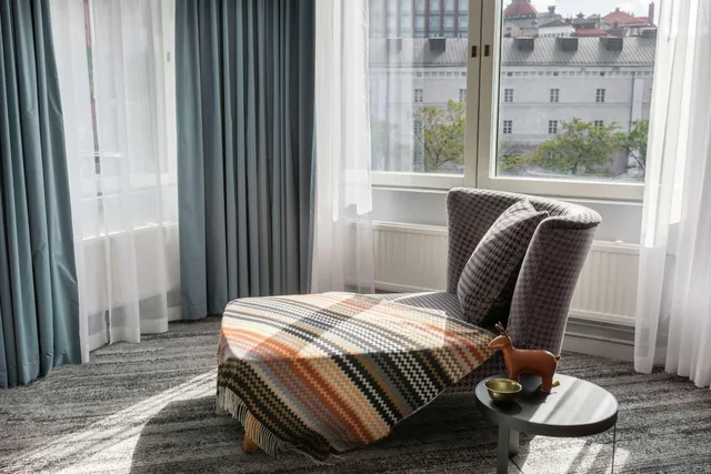 غرفة تنفيذية بسرير مزدوج بإطلالة على البحر، Hilton Helsinki Strand 2/4