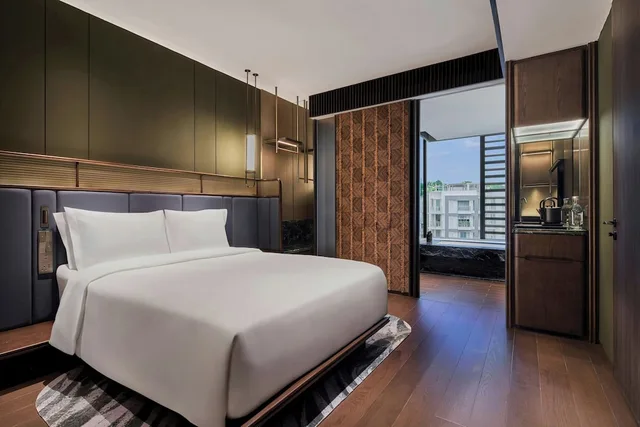 غرفة قياسية بسرير كوين، Varel Singapore, a Tribute Portfolio Hotel 5/10