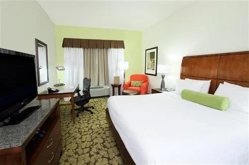 1 Bedroom, Suite, Hilton Garden Inn Calabasas 1/2