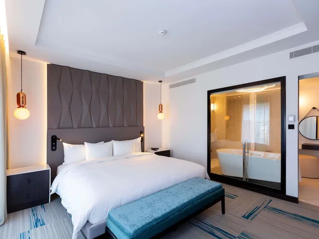 جناح سوبيريور بسرير كينج، Le Novotel Convention and Spa Madagascar 3/10