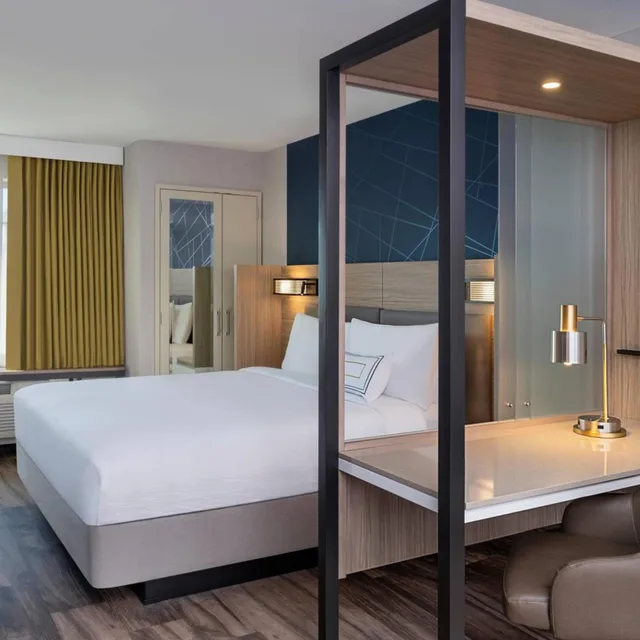 جناح استوديو بسرير كينج بإطلالة على البحر مع سرير سحّاب إضافي مع أريكة، SpringHill Suites by Marriott San Diego Carlsbad 1/6