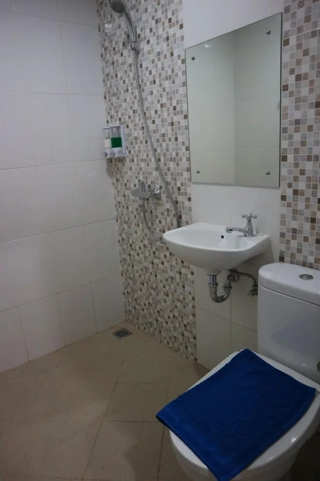 Room, Twin Beds, Ethan Hotel Cilincing Plaza 2/2