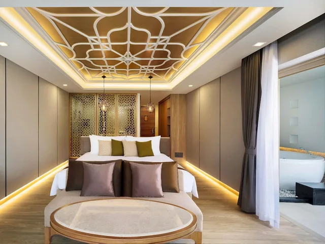 Deluxe Suite with Whirlpool Bath, Sea View, 1 King Bed، Avista Grande Phuket Karon MGallery 6/10