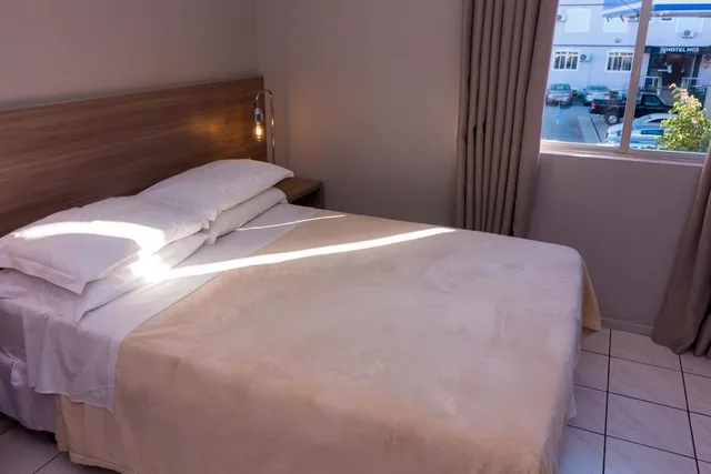 غرفة بسرير مزدوج، KENNEDY SLIM HOTEL 3/6