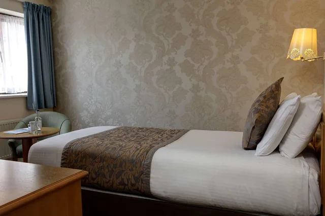 Standard, Single, Bridge House Hotel 3/3
