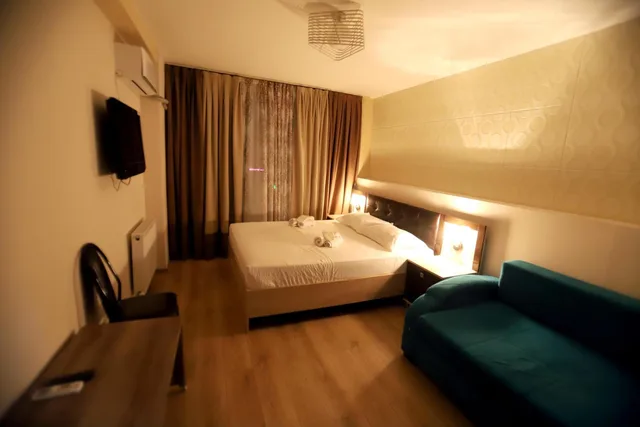 Deluxe, Double Bed, Hotel The K Tbilisi 2/5