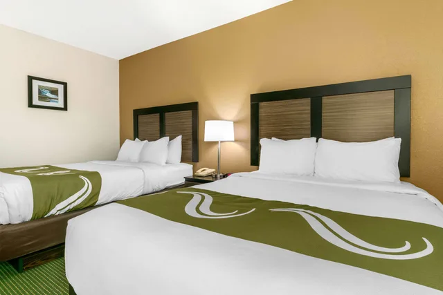 غرفة بسريرين كوين لذوي الإعاقة، Quality Inn Monteagle, TN 1/5