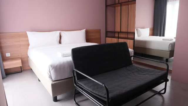 جناح عائلي بسرير كينج، VNC Hotel Serpong Powered by Archipelago 1/1