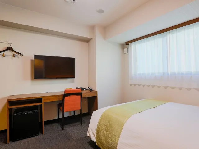 Universal, Double Bed، KOKO HOTEL Takamatsu 3/6