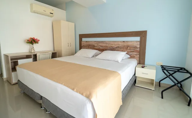 غرفة قياسية بسرير كوين، Santorini Casablanca 5/10
