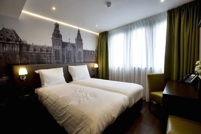 غرفة ديلوكس بسرير مزدوج أو سريرين منفصلين، Royal Amsterdam Hotel 1/4