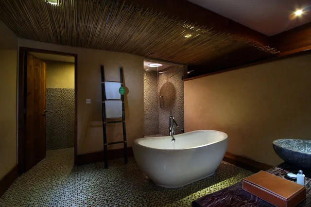 جناح ديلوكس بسرير كينج، Kupu Kupu Jimbaran Beach Club Spa By Loccitane 7/8