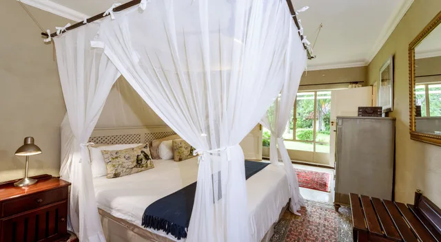 Family Suite, Garden, 2 Double Beds، Khaya Ndlovu Manor House 4/8